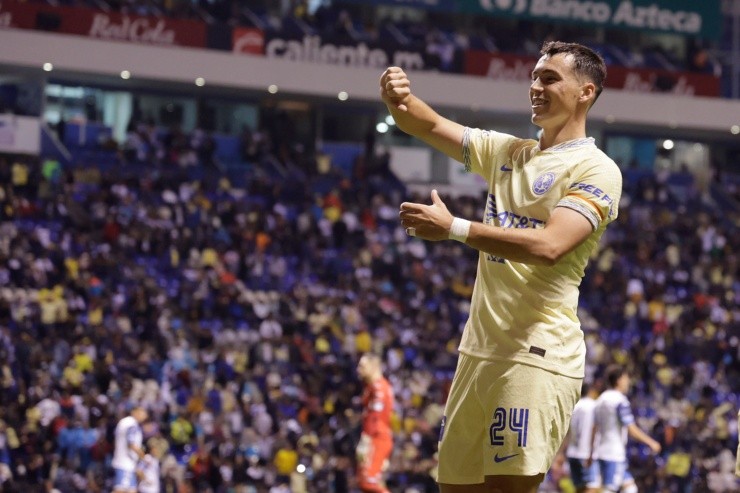 Viñas es candidato a dejar el América (Imago7)