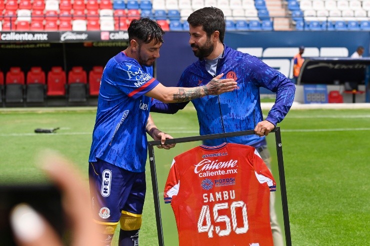 Rubens Sambueza se despide de México