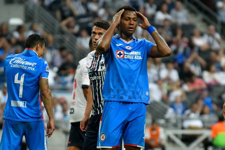 Michael Estrada sigue sin ser considerado por el Potro (Imago7)