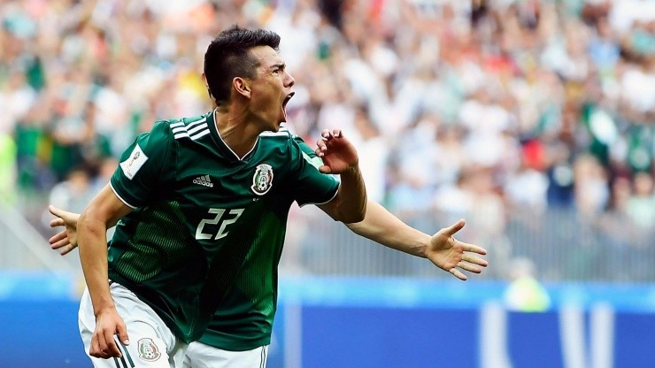 Lozano anotó un gol histórico para México.