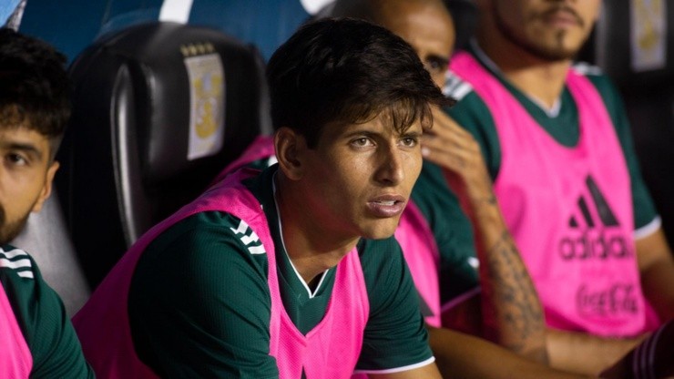 Jurgen Damm in a game of the Mexican team.