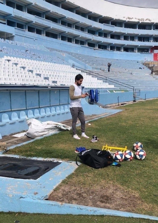 Rodolfo Pizarro entrenándose en Tampico Madero (Twitter)