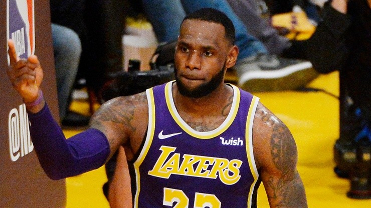 LeBron James se lesionó con Los Angeles Lakers