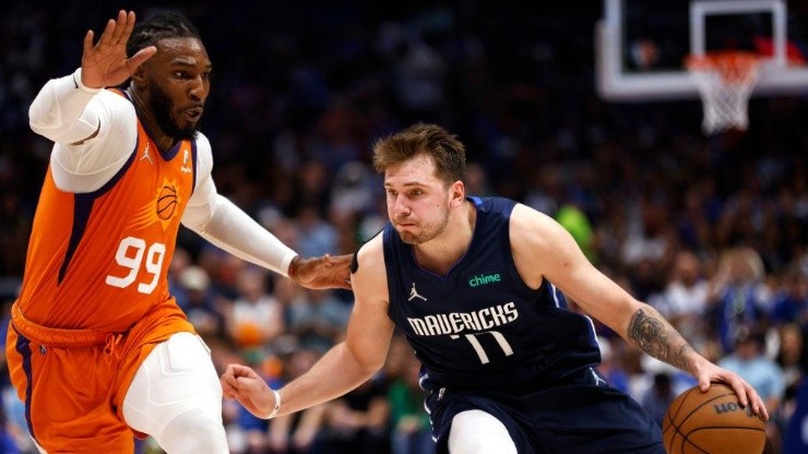 Dallas Mavericks y Phoenix Suns por el Juego 6 de los Playoffs de la NBA