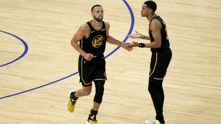 Stephen Curry con Jordan Poole en Golden State Warriors