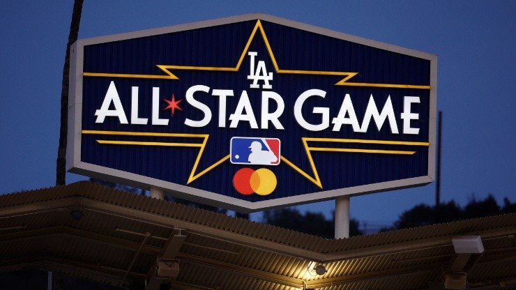 Aviso de MLB All Star Game 2022 en recinto de Los Angeles Dodgers
