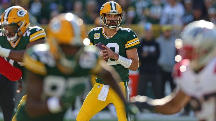 Aaron Rodgers con Green Bay Packers ante New England Patriots